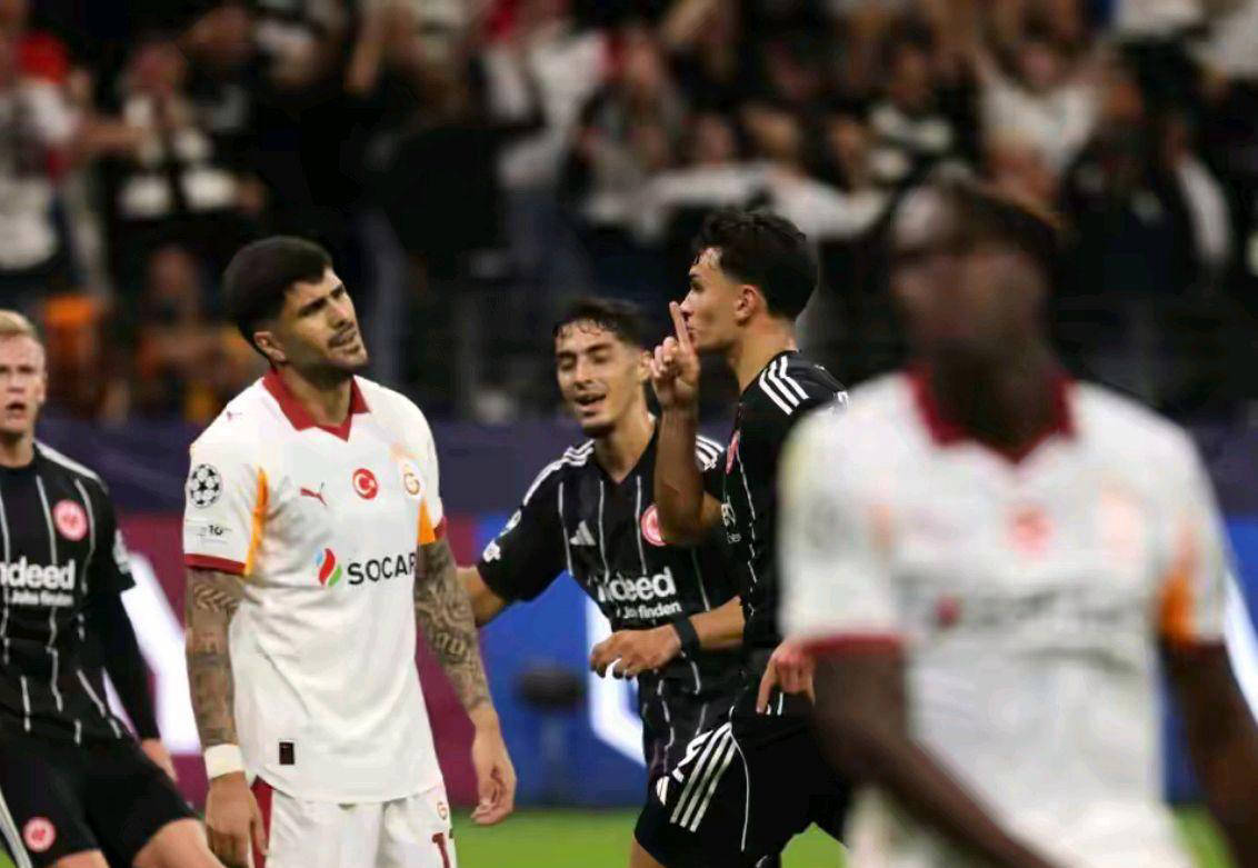 法兰克福主场五球大胜 加拉塔萨雷防线支离破碎